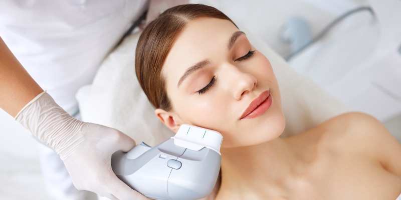 How Fat Freezing and HIFU Work Together? 4 book a personalised consultation of Fat Freezing and HIFU Together Purfleet