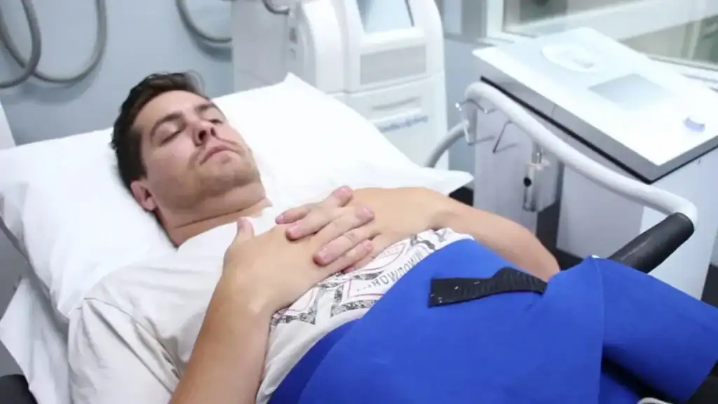 Transforming Bodies: Celebrity Success Stories and the Truth Behind Body Contouring 2 Image of male having body contouring Purfleet treatment