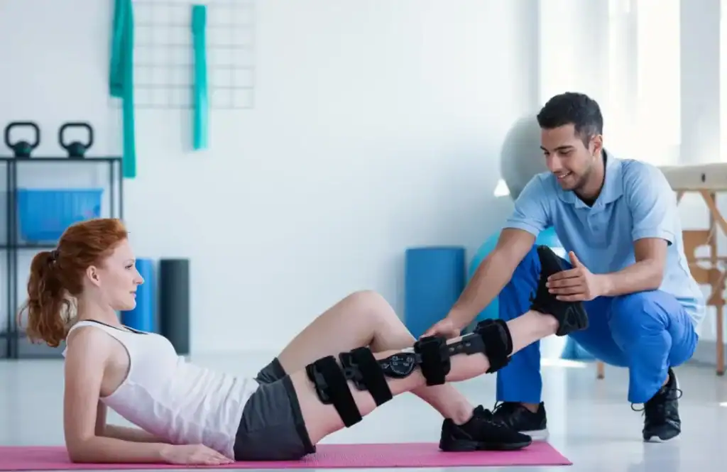 Debunking Meal Timing Myths: The Truth About Muscle Recovery 1 Woman having treatment to help muscle recovery Purfleet after an injury
